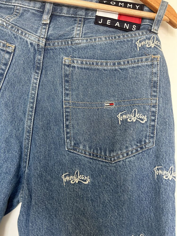 Дамски дънки Tommy Jeans