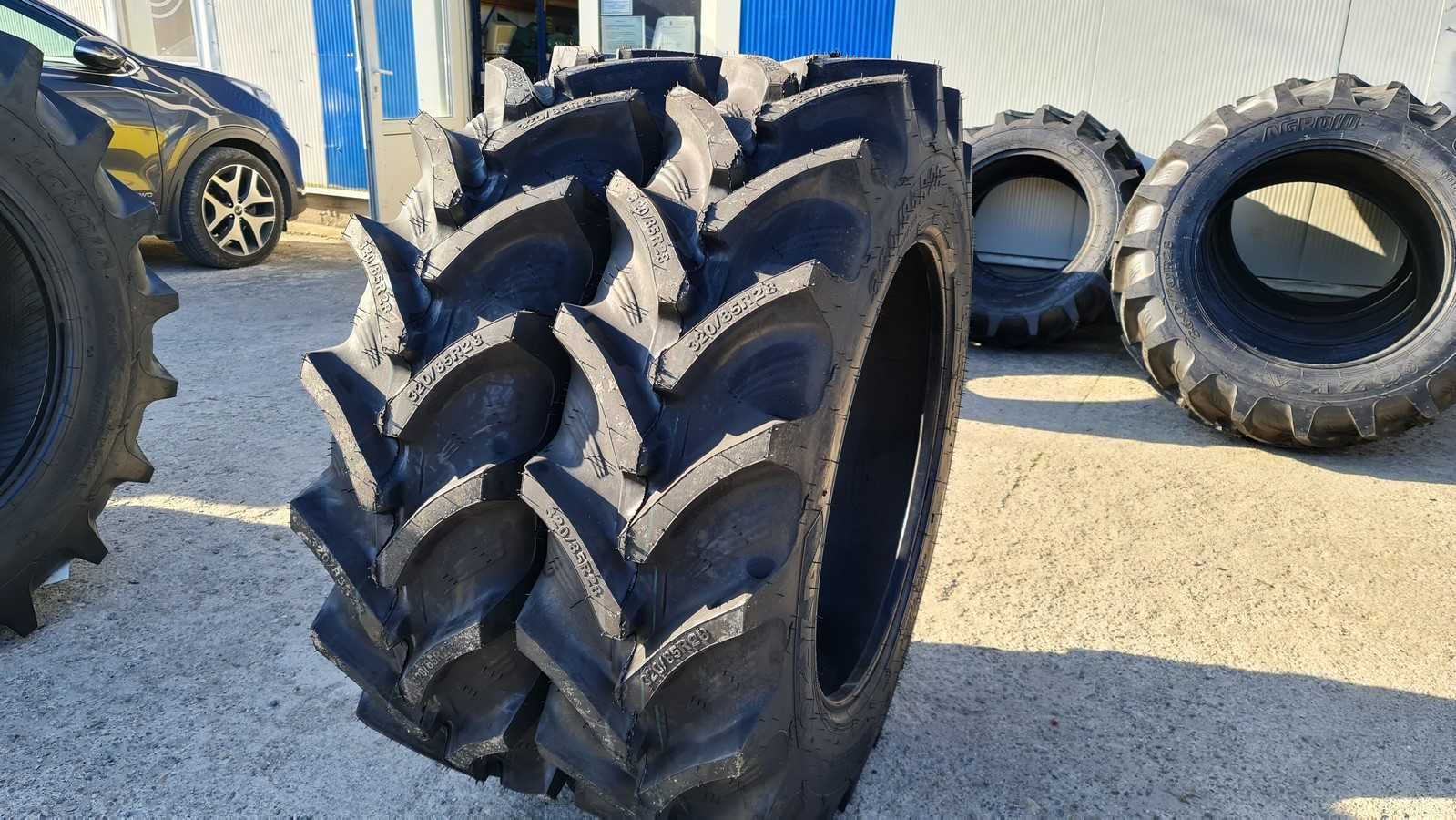 Anvelope radiale TRACTOR 320/85R28 cauciucuri noi 12.4R28 OZKA