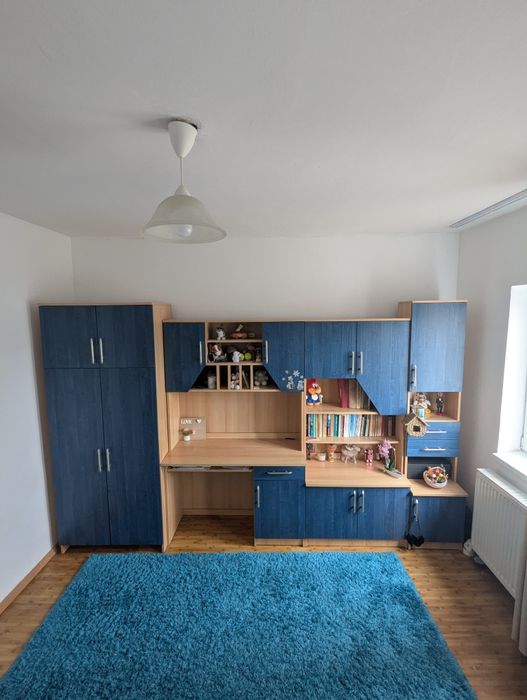 Mobilă tineret stare bună