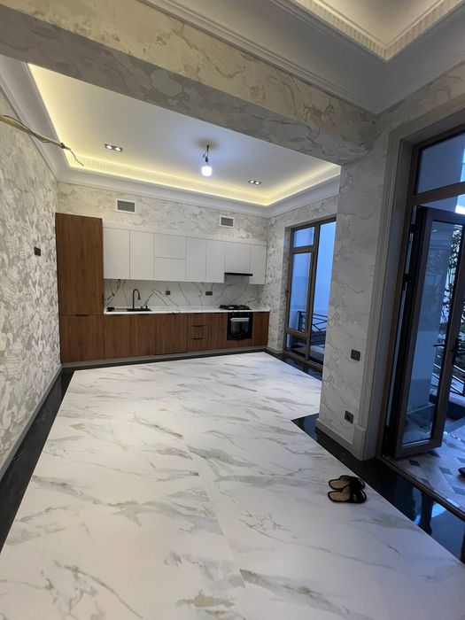 Юнусабад Еттичинор махалля 2 соток Новый коттедж евро ремонт