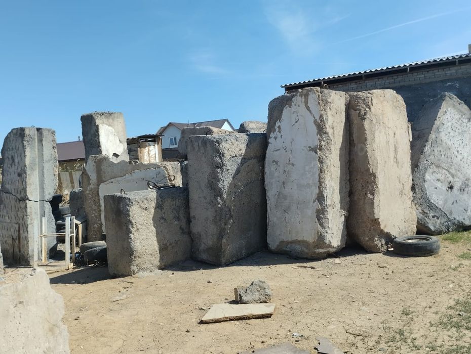 Панельный блок  стройтельный