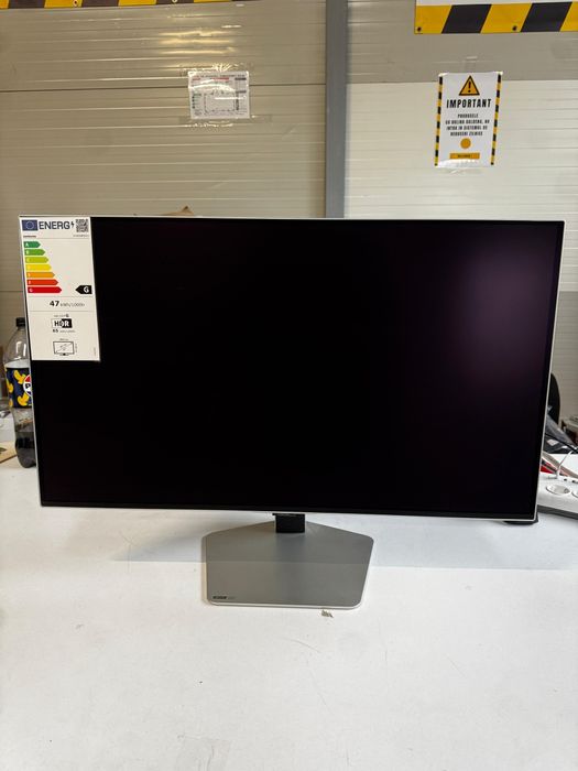 Monitor Samsung Smart OLED G8