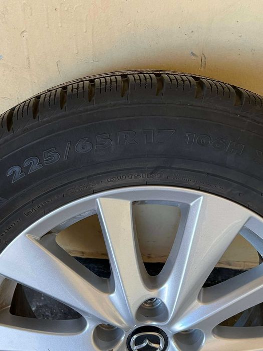 Зимни ГУМИ за MAZDA джип