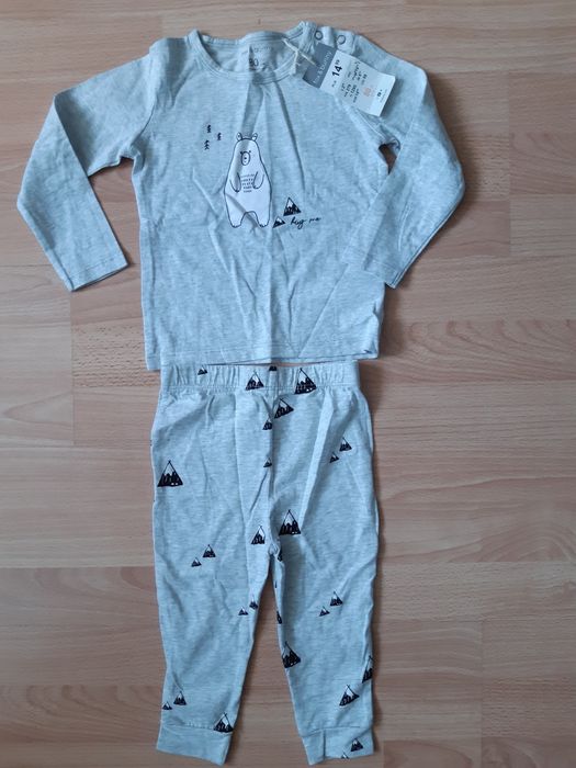 Лот блузки, пижама и боди, размер 9-12 м