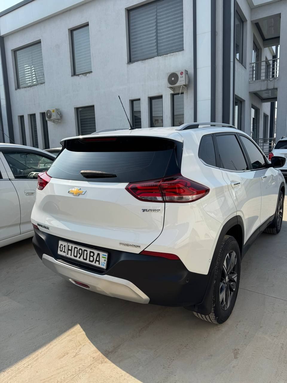 Продам TRACKER-2 Premier