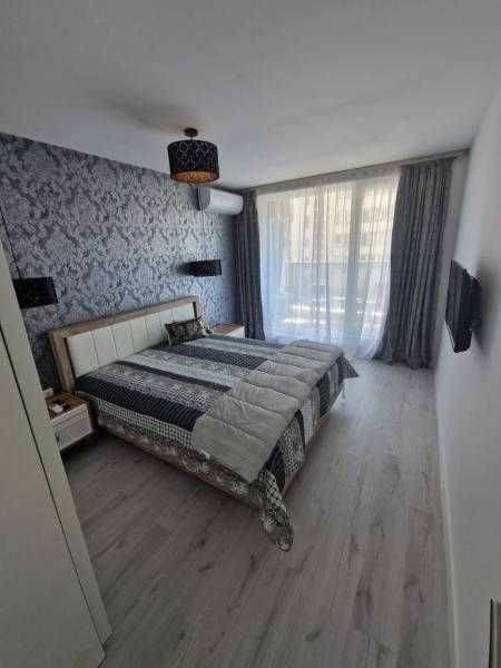 Дава се под наем Двустаен апартамент в Бургас, Център - 70 кв.м за 714 € - Снимка #4