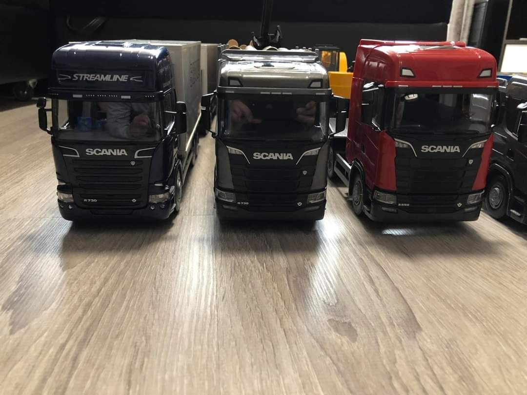 Scania 1:25 EMEK Models