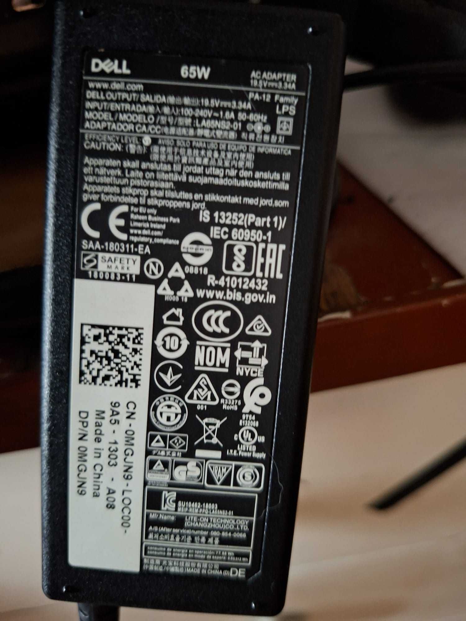 DELL Latitude 3400 I7  8th GEN cu placa video discreta NVIDIA