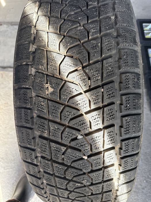 Шины зимние р20 в хорошем состояний
