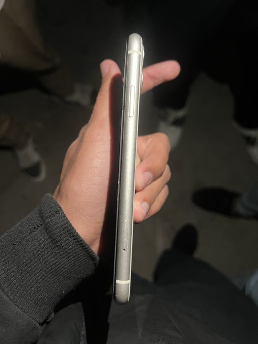 Iphone 11 tinniq