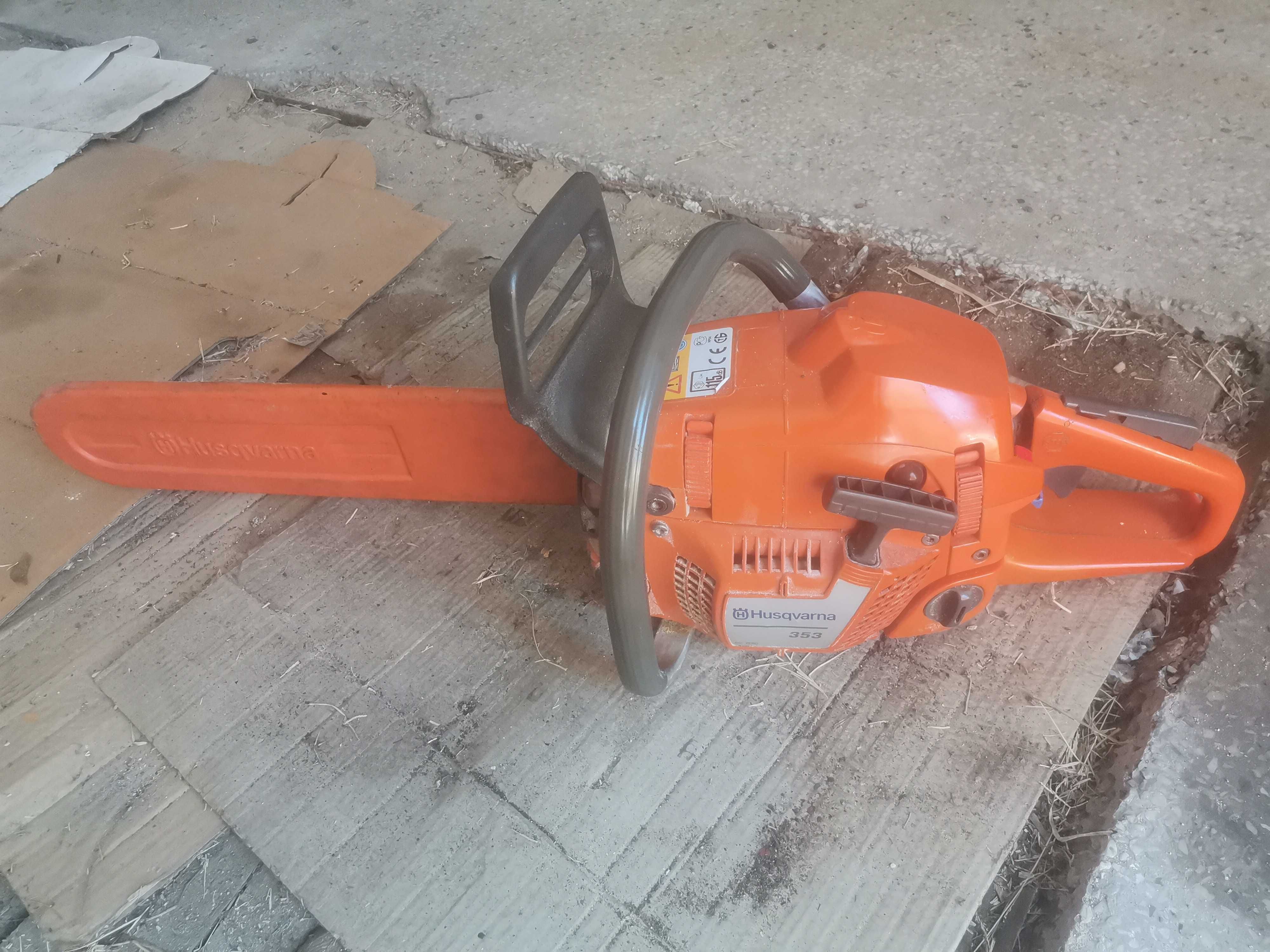 Husqvarna. 353 Husqvarna 353