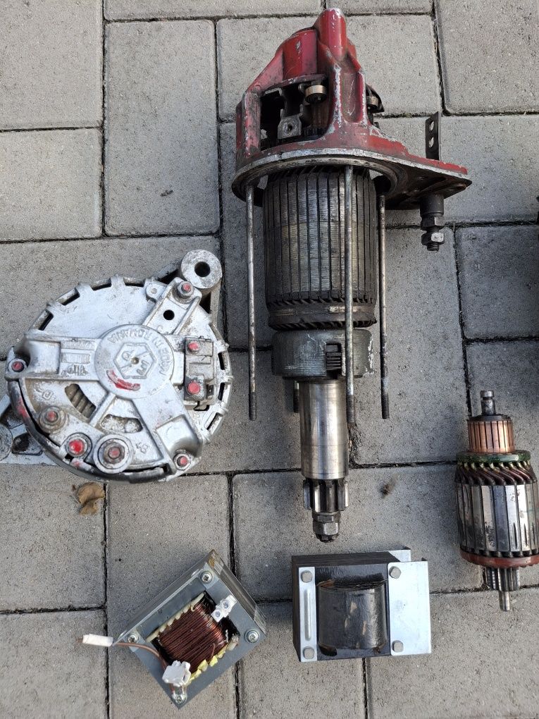 Alternatoare, electromotoare