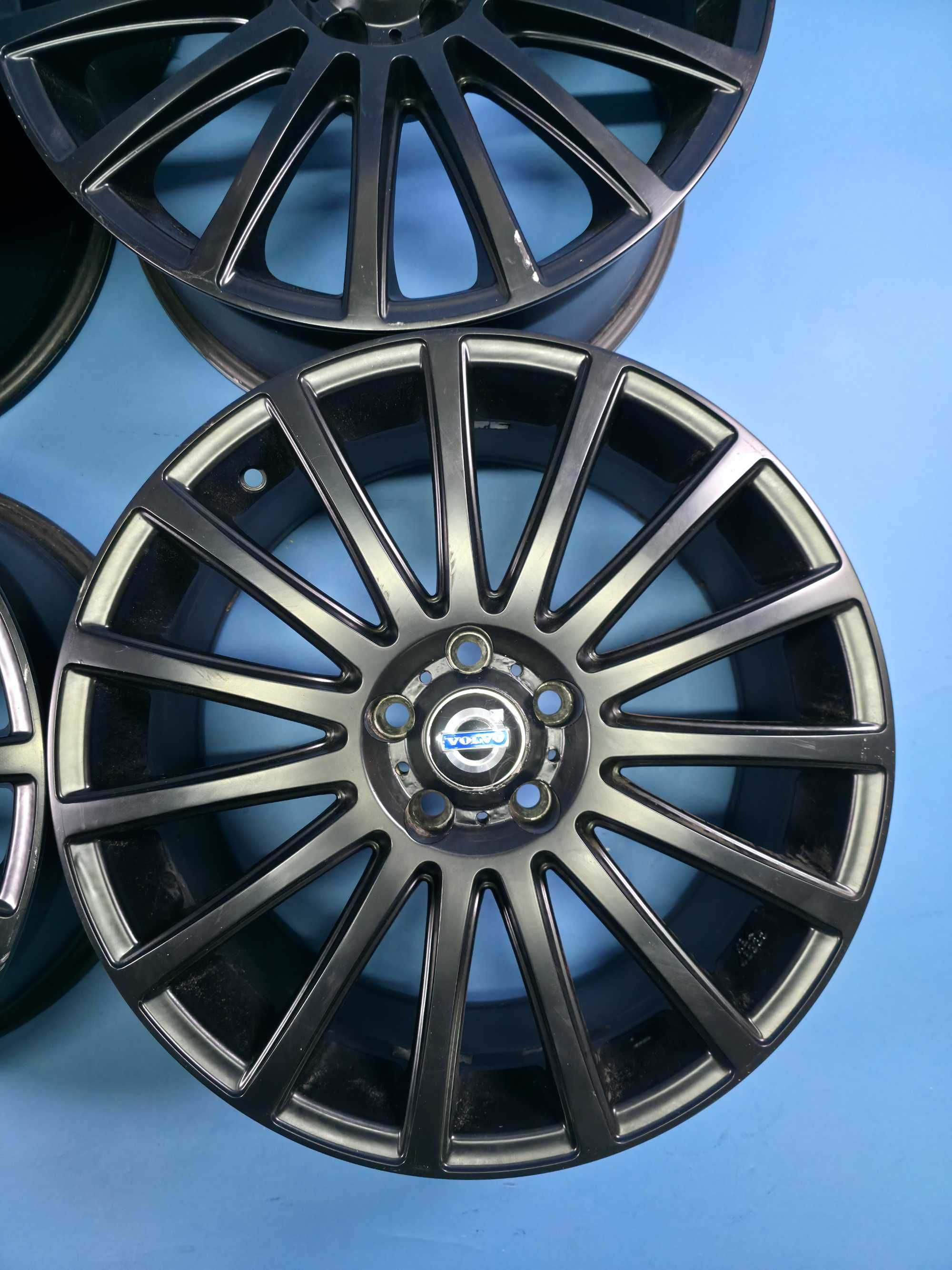 Jante Aliaj 5x108 18'' Volvo XC40 XC60 XC90 V60 V90 S90 8J ET 45