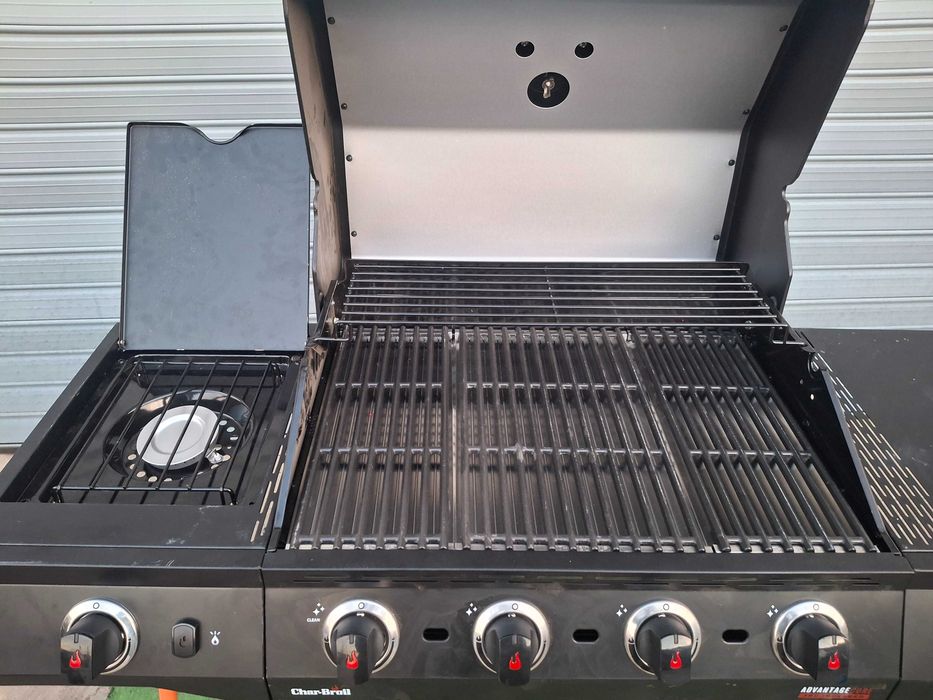 Газов грил Char-Broil -НОВО
Газов грил Char-Broil -НОВО