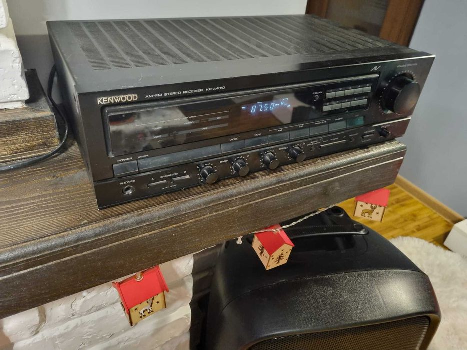 Boxe si statie Kenwood