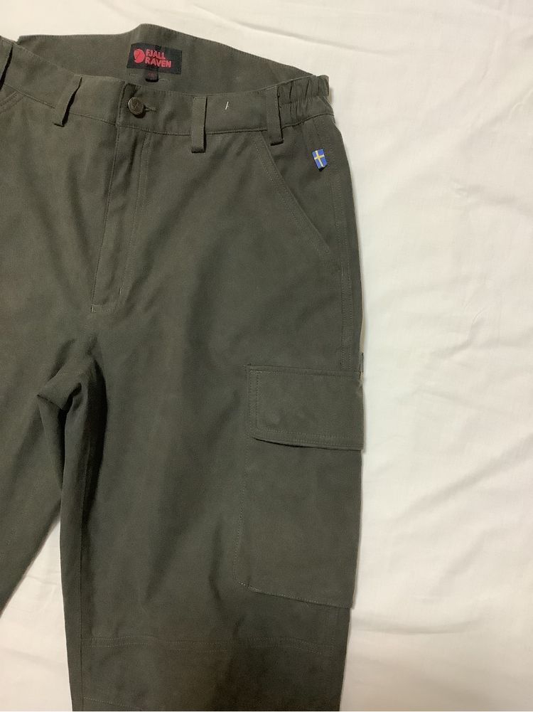 Fjall Raven pantaloni marime 46