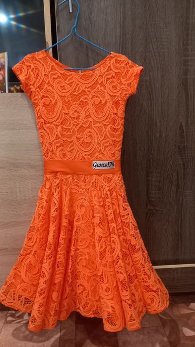 Платье для бальных танцев