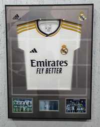 Футболка Реал Мадрид в рамке (T-shirt in frame). Чемпионы ЛЧ 2024!
