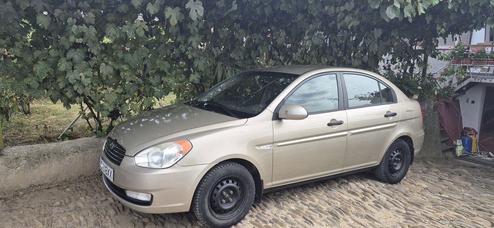 Vind hyundai accent