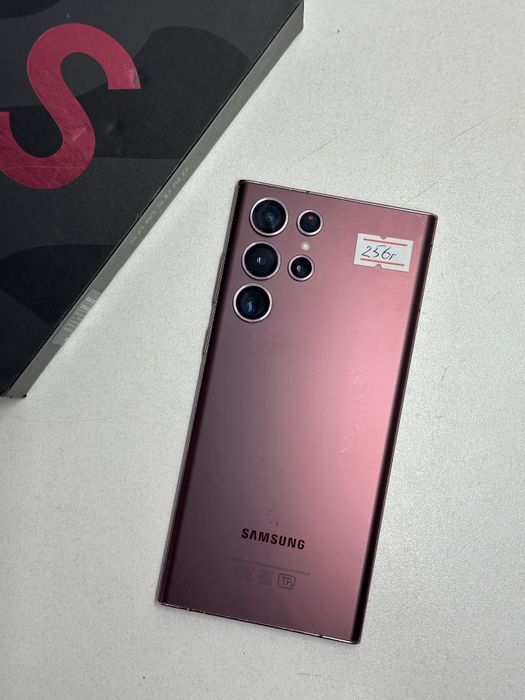Продам Samsung S22 Ultra 256г