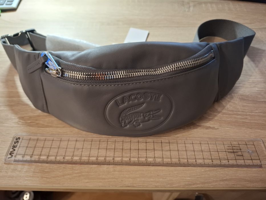 Borsetă Lacoste,nouă de piele