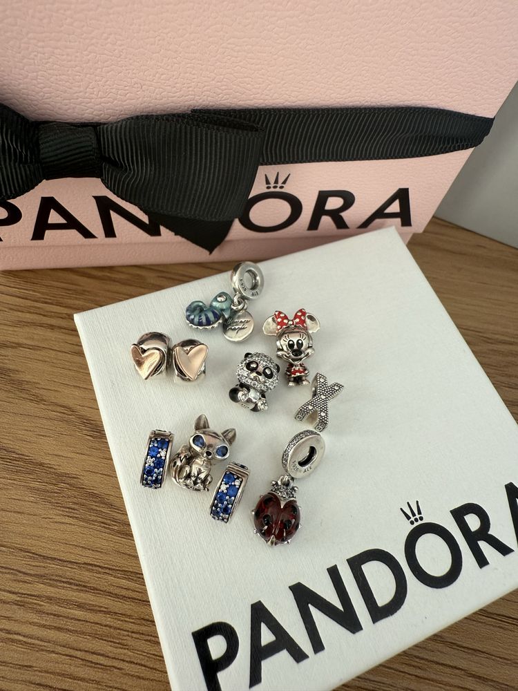 Pandora гривна и талисмани