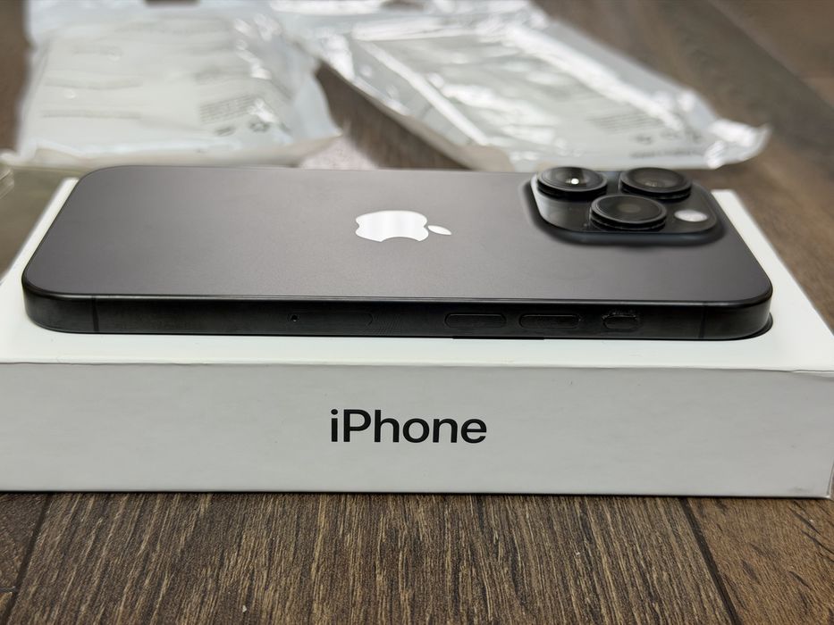 iPhone 15 Pro Black Titanium, 128 Gb