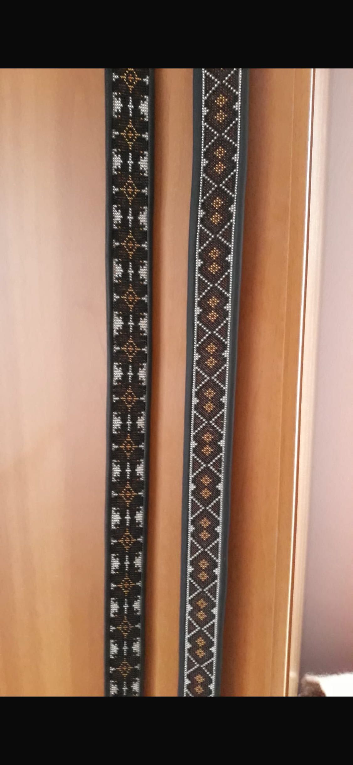 Vând curele cu mărgele
