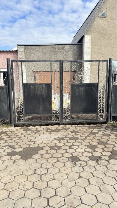Продам ворота б/у
