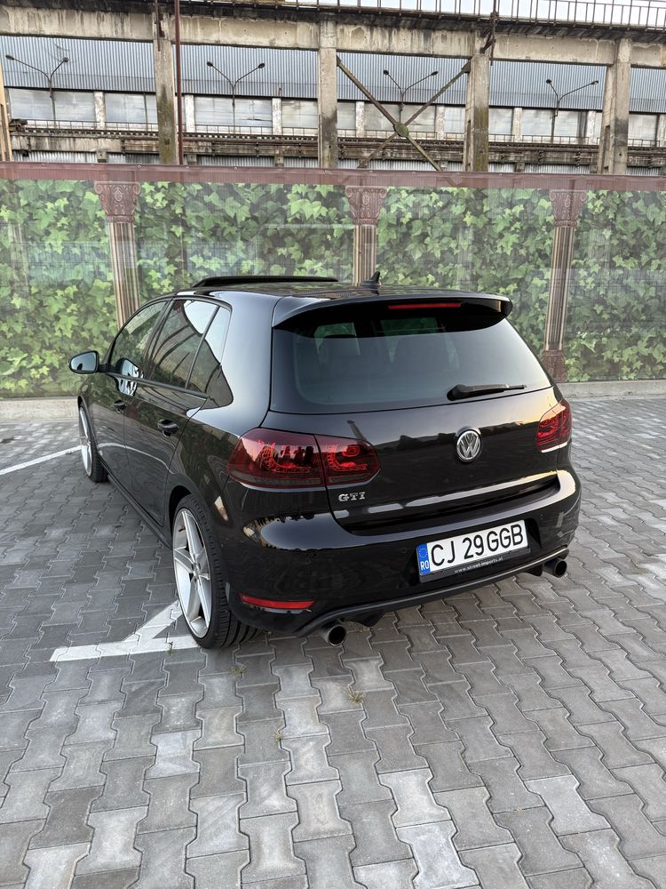 VW Golf 6 GTI / 211 CP/ DSG / Full Led / Trapa
