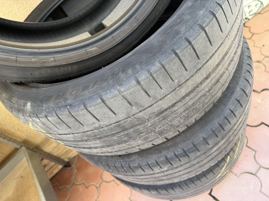 Anvelope 255/40/21 pirelli vara