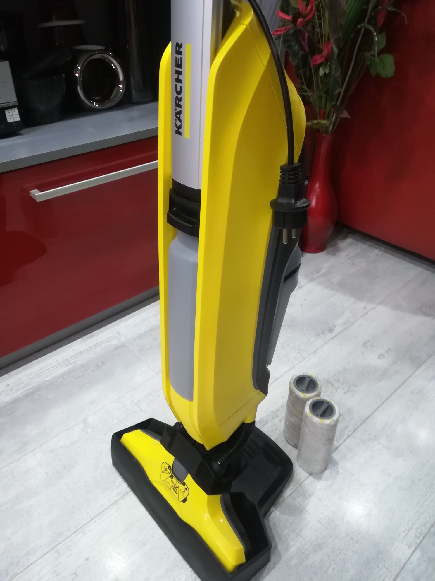 Уред за почистване на подове KARCHER FC 5