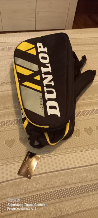 Geanta sport"Dunlop" ptr.rachete