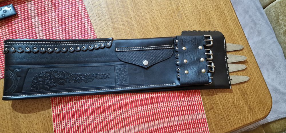 Cămașă populara mărimea 48 făcută manual și un  chimir făcut la comand