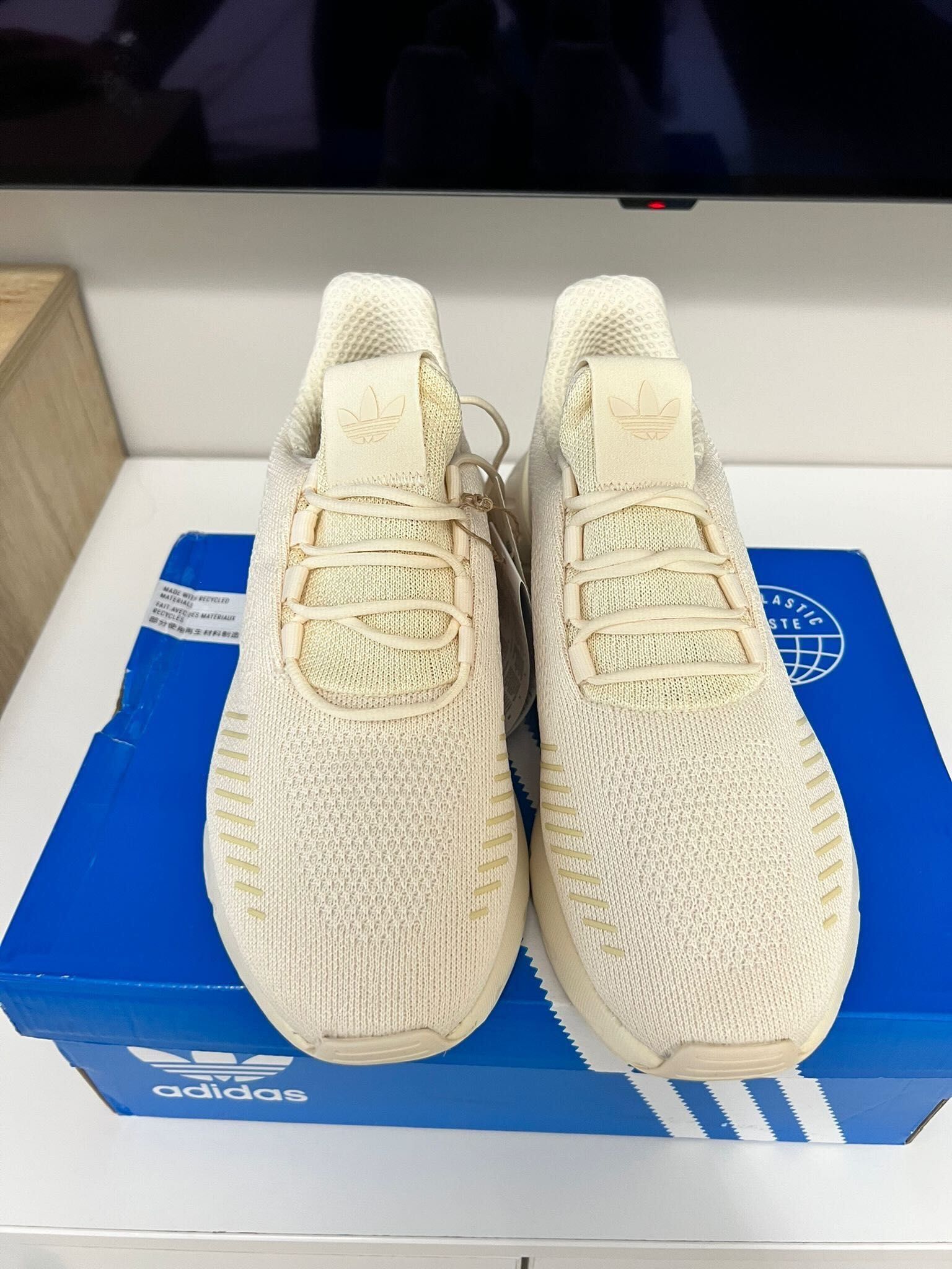 Adidas Swift Run 22 Shoes Women