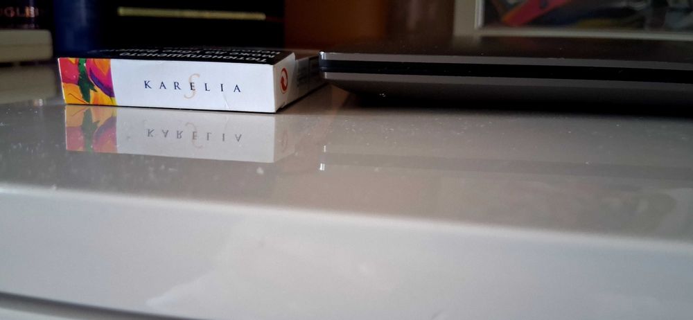 Лаптоп  DELL corei9 vPro