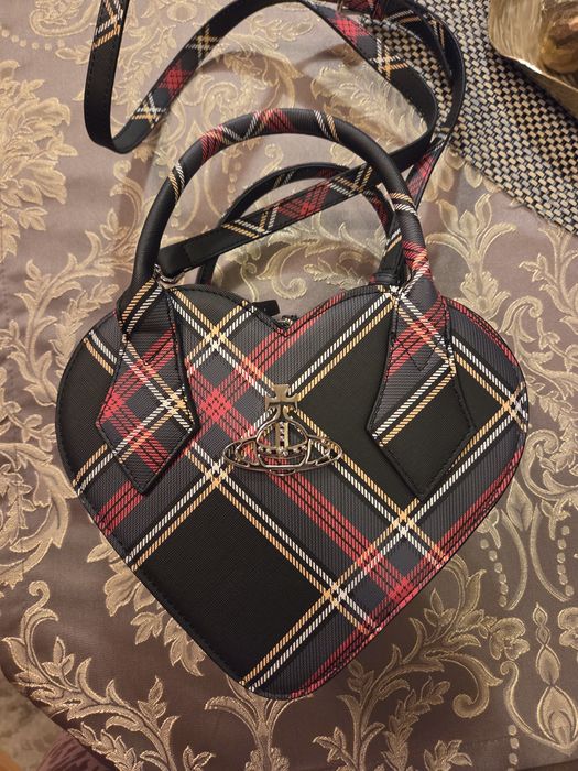 Дамска чанта тип сърце