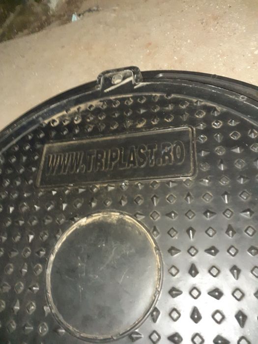 Capac Canalizare Triplast 650x780mm NouNou
