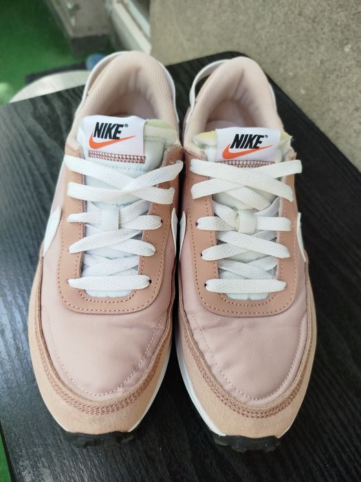 Дамски маратонки Nike розово