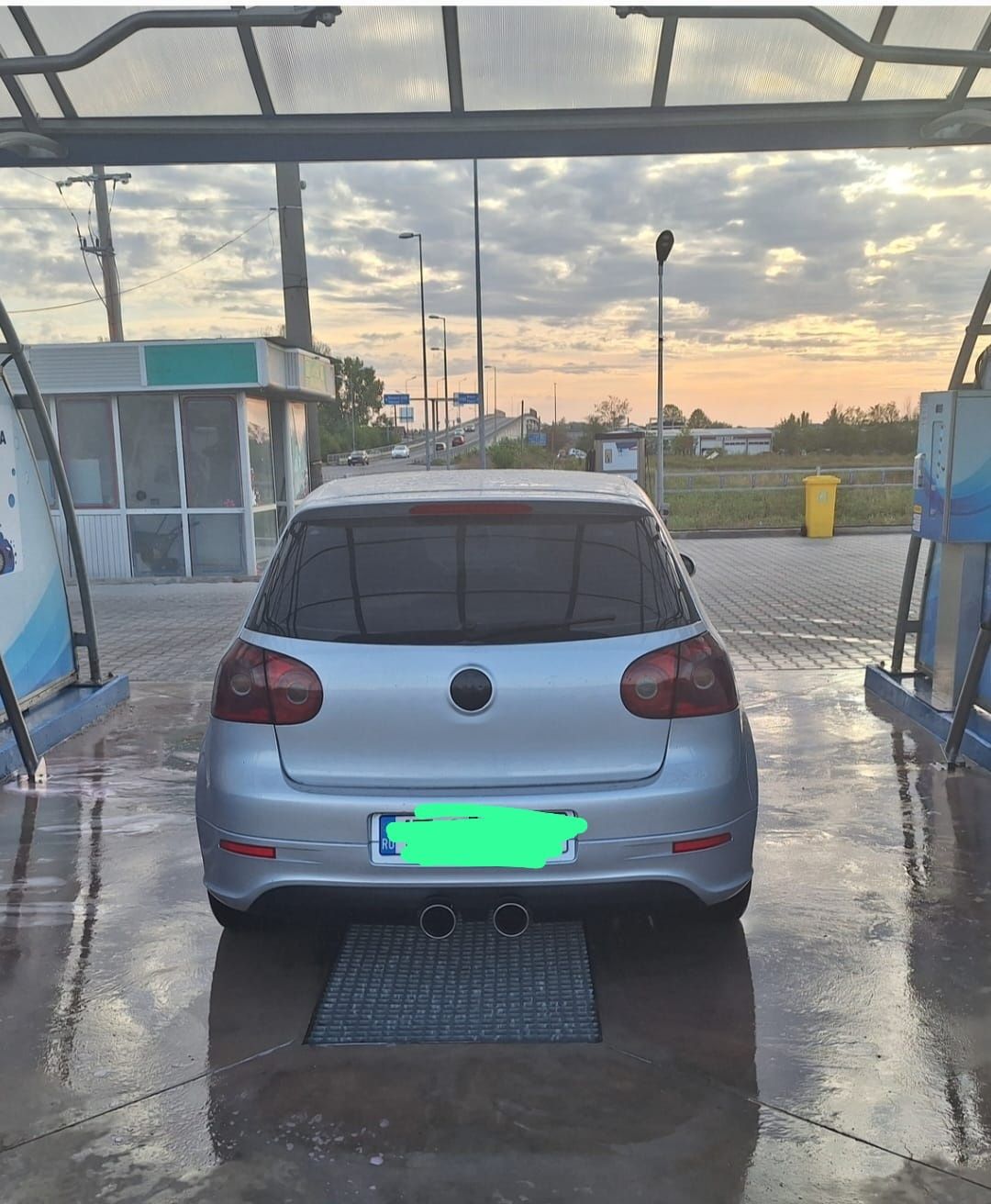 Vând golf 5 1.6 fsi