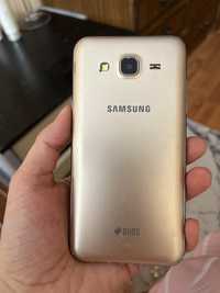 Смартфон Samsung J3