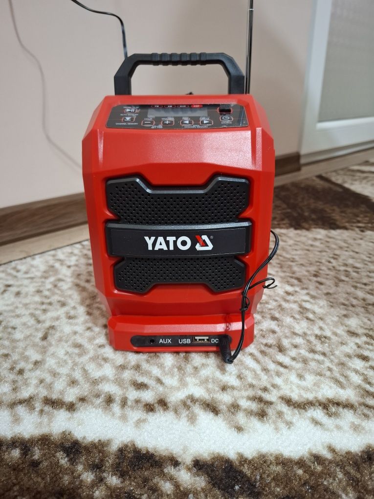 Акумулаторно радио YATO