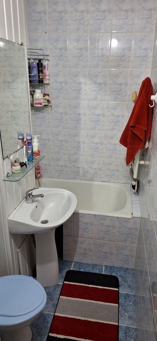 Vând apartament 2 camere, zona BCR Primăverii