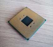 Продам процессор Ryzen 3 1200 AM4 срочно!!