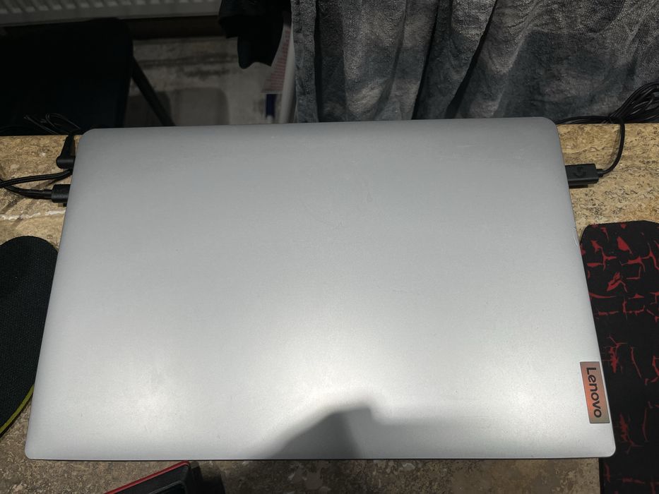 Vand laptop nou nout