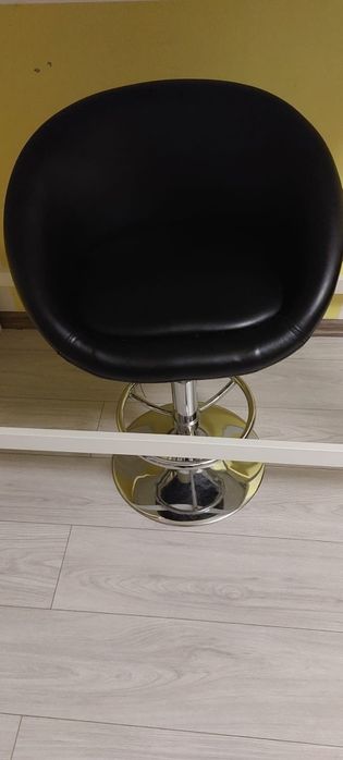 Masa de birou cu scaun