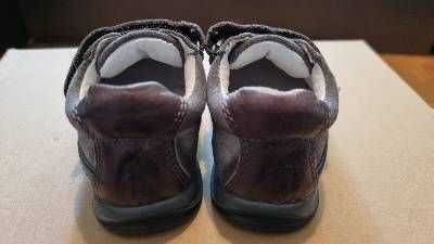 Детски нови кожени обувки Колев и Колев - номер 22