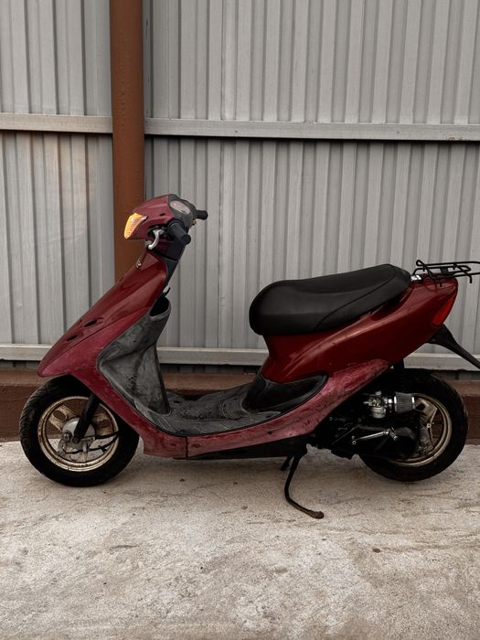 Продаю янонскую оригинальную Honda dio af32 2т