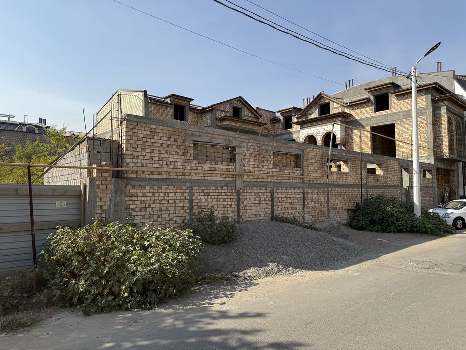 Продаётся дом коробка