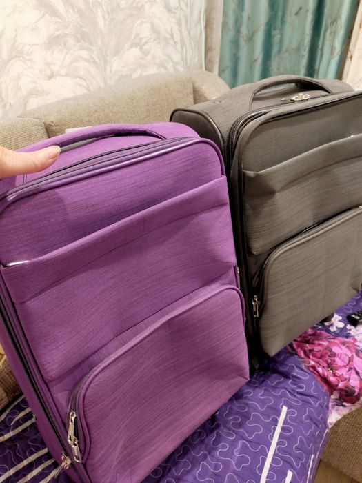 Чемоданы продам новые